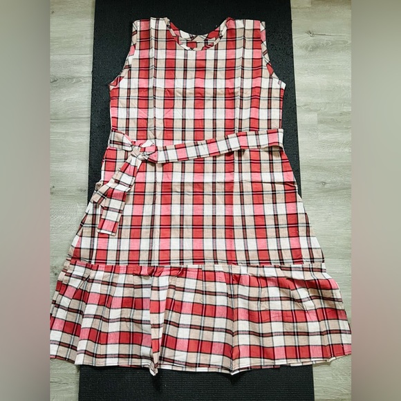 Designer Custom tailed Cotton plaid yellow sleeveless dress with self-tie belt. - Picture 1 of 2
